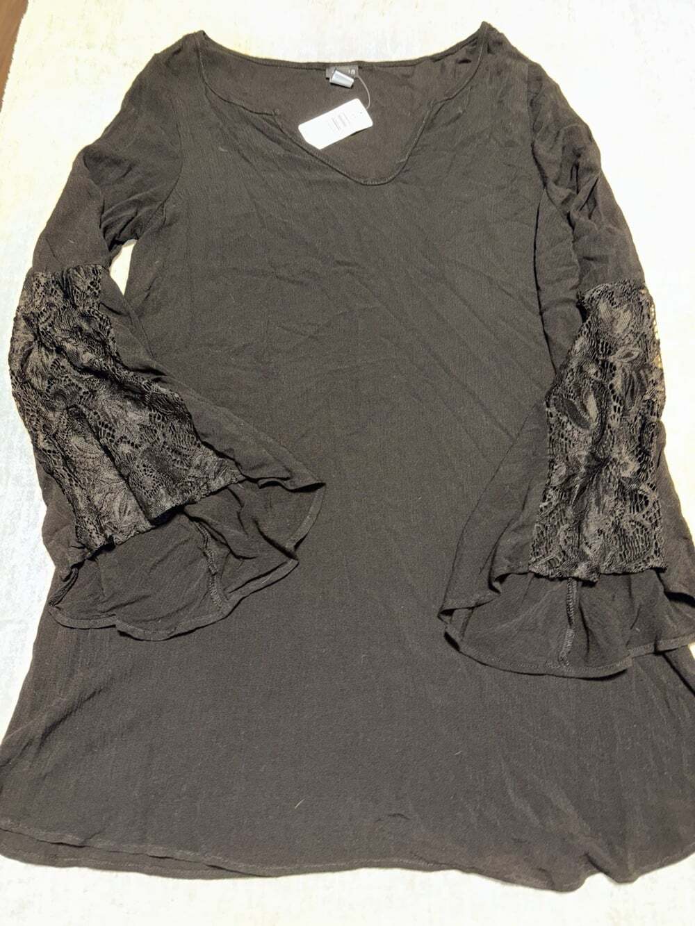 Torrid Black Solid V-Neck Long Bell Sleeve Lace Accent Pullover Dress/ Top